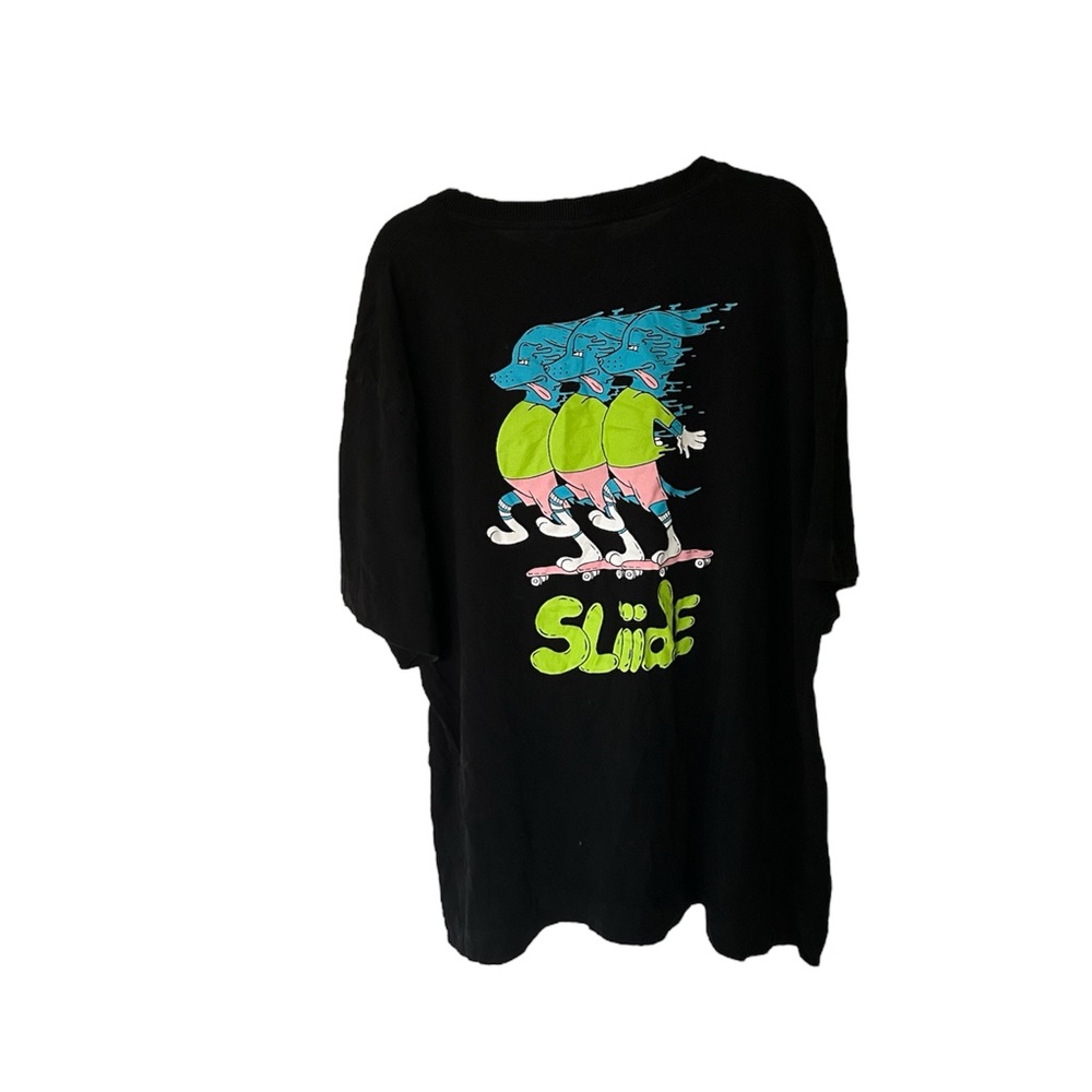 Black collusion graphic T
